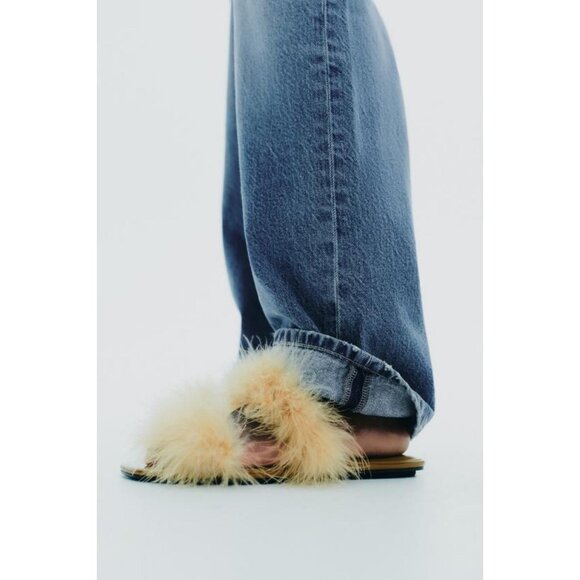 ZARA FEATHER STRAP SANDALS - Picture 1 of 8